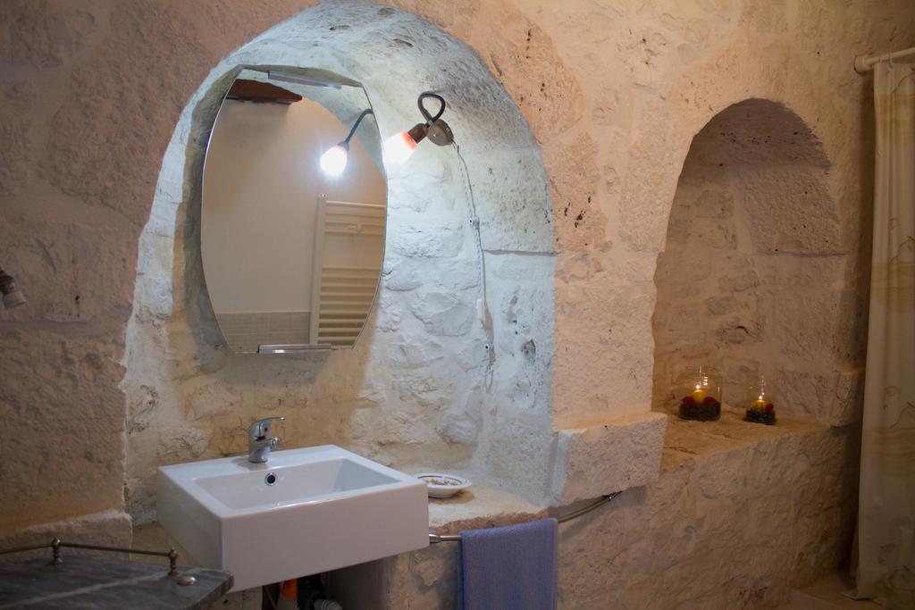 Trulli Sarmenzanello Daire Noci Oda fotoğraf